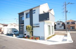 キッズスタディスペースにおおきな黒板のあるお家